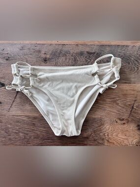 aerie Cream Textured Bikini Bottom with Side Ties XS